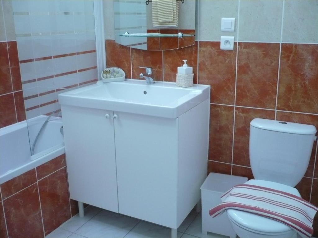 Les Convertigues Montjoire Zimmer foto